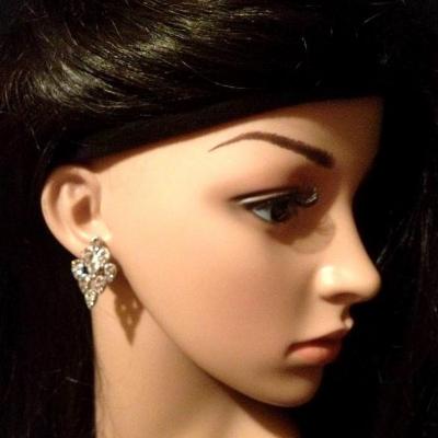 Boucles d'oreille en strass