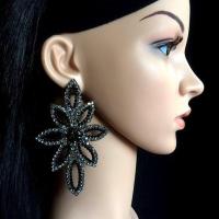 Bo 65 boucles d oreilles en strass