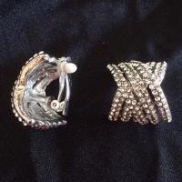 G bo 01 boucle d oreilles en strass