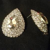 G bo 04 boucle d oreilles en strass