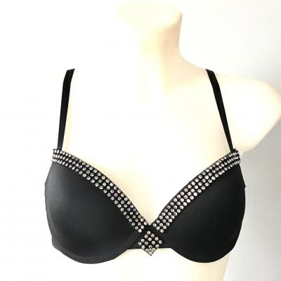 Soutien-gorge en strass